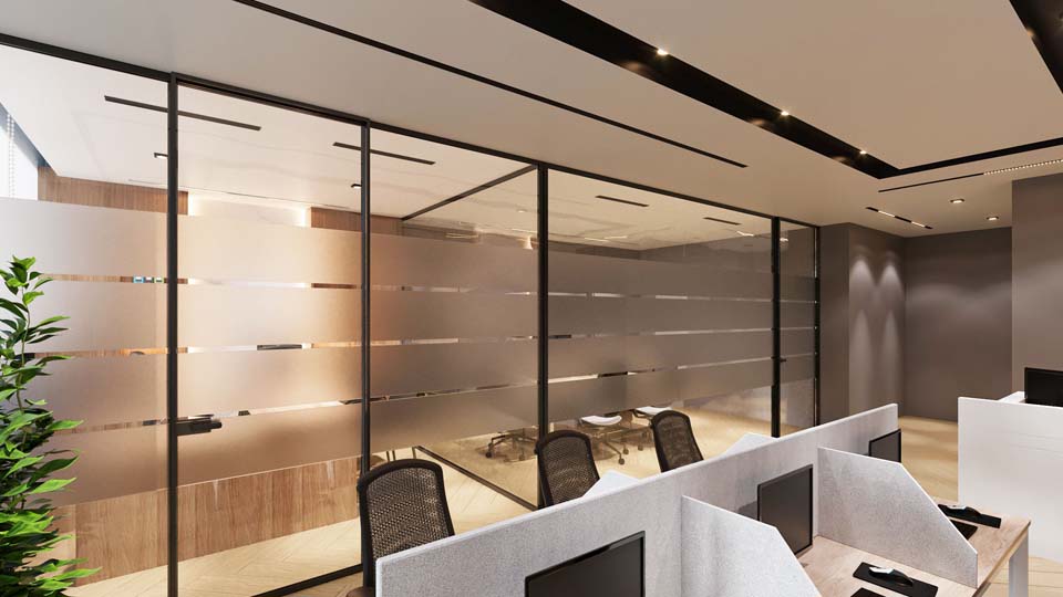 Open space avec vitres intérieures propre et entretenu